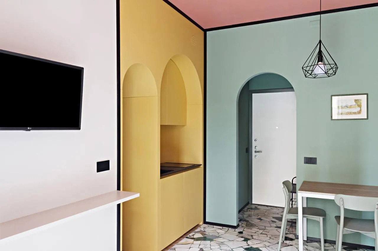 Apartament Altido Lovely Central Studio Mediolan